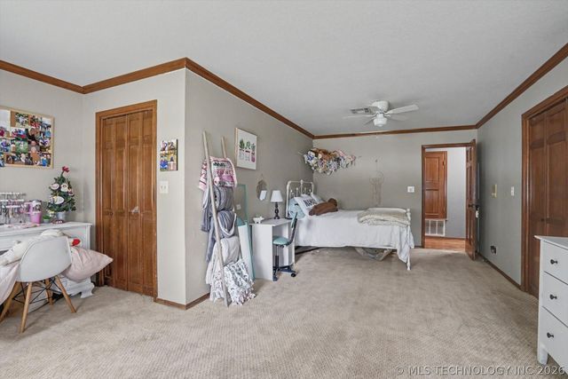 12525 S Skyline Drive, Jenks, OK 74037