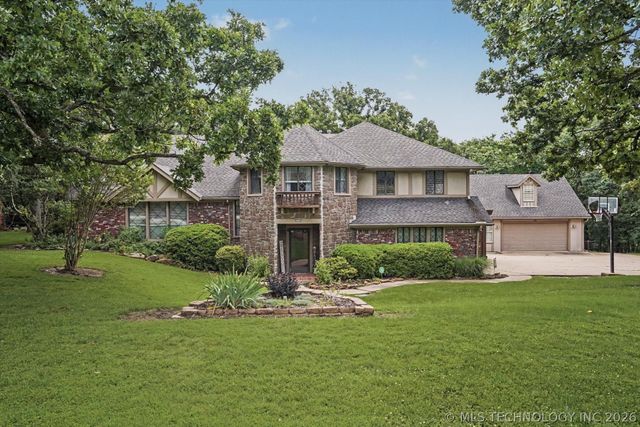 12525 S Skyline Drive, Jenks, OK 74037