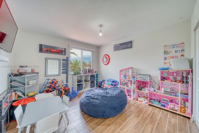 8611 SW 207th Ter, Cutler Bay, FL 33189