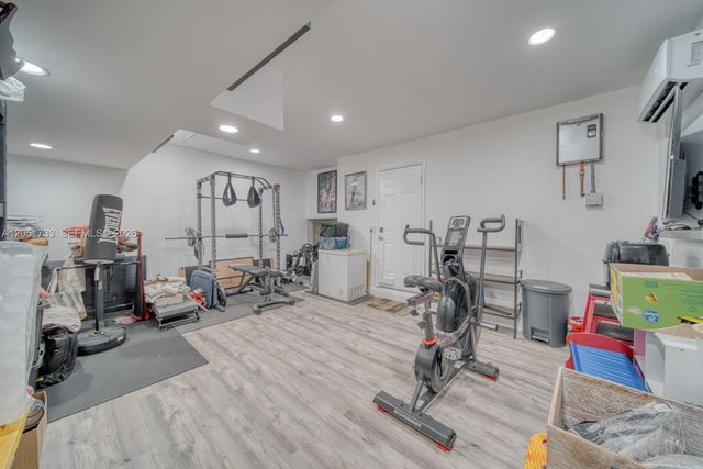 8611 SW 207th Ter, Cutler Bay, FL 33189