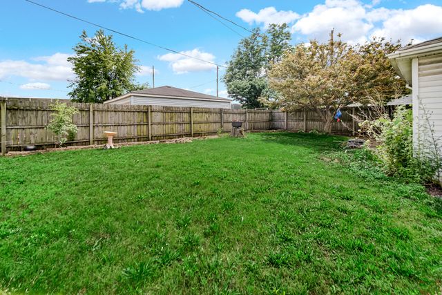 7638 Missouri Avenue, Hammond, IN 46323