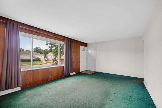 7638 Missouri Avenue, Hammond, IN 46323