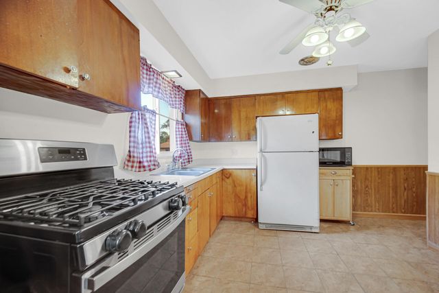 7638 Missouri Avenue, Hammond, IN 46323