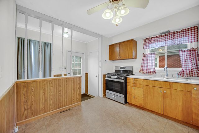 7638 Missouri Avenue, Hammond, IN 46323