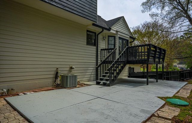 2048 Kelvin Drive, Lawrenceville, GA 30043