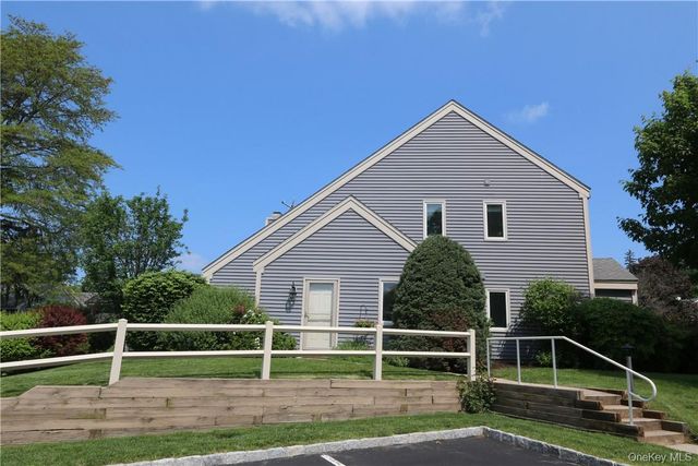 218 Stoneway Lane, Peekskill, NY 10566