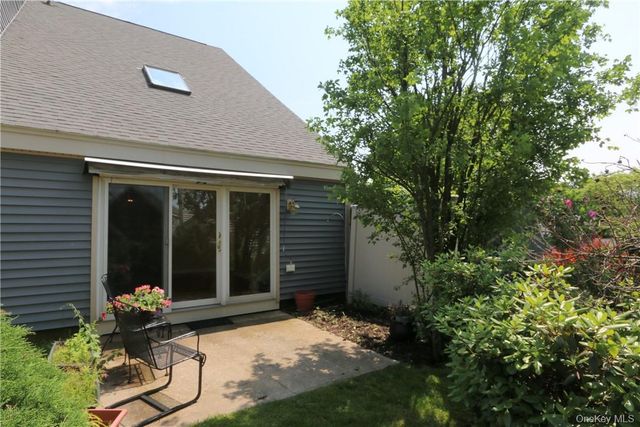 218 Stoneway Lane, Peekskill, NY 10566