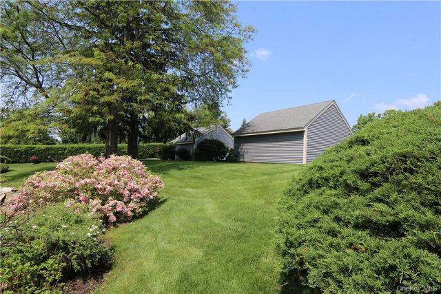 218 Stoneway Lane, Peekskill, NY 10566