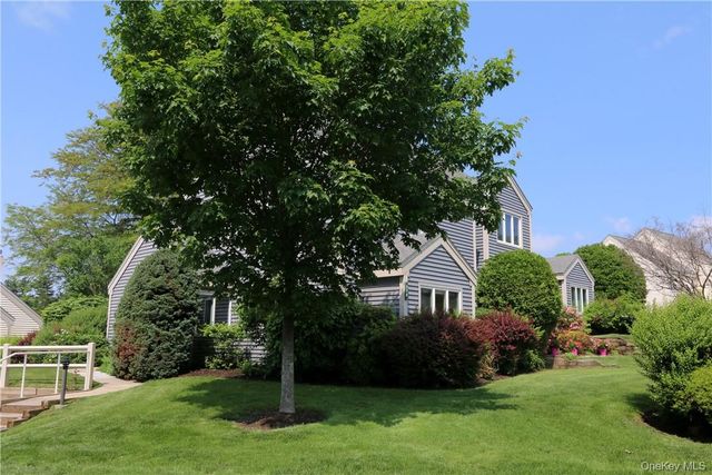 218 Stoneway Lane, Peekskill, NY 10566