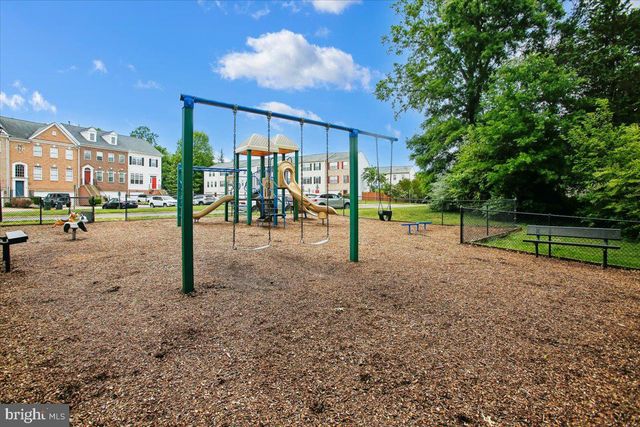 7301 OLDHAM LEEDS WAY, Springfield, VA 22150