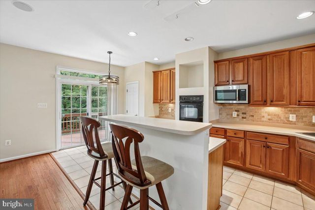 7301 OLDHAM LEEDS WAY, Springfield, VA 22150