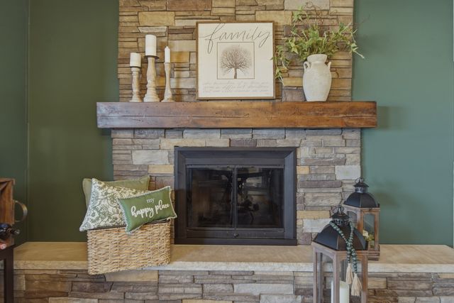 8497 N Meadowlark Lane, Stillman Valley, IL 61084