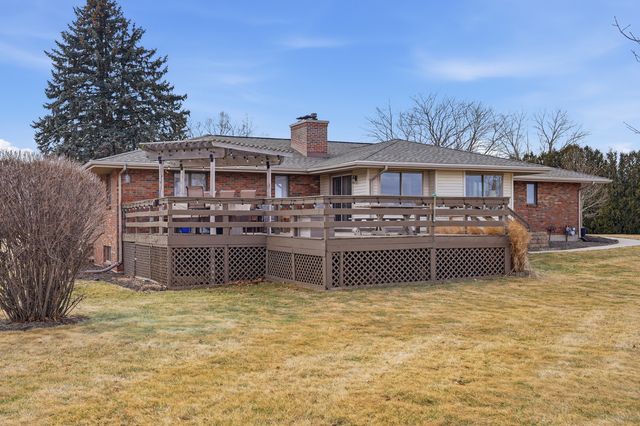 8497 N Meadowlark Lane, Stillman Valley, IL 61084