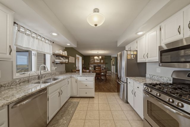 8497 N Meadowlark Lane, Stillman Valley, IL 61084