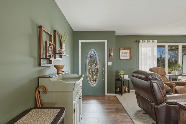 8497 N Meadowlark Lane, Stillman Valley, IL 61084