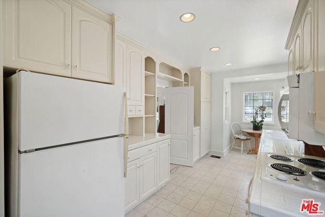 526 Monte Vista Avenue, Glendale, CA 91202