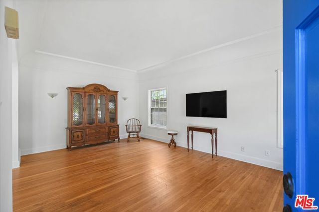 526 Monte Vista Avenue, Glendale, CA 91202