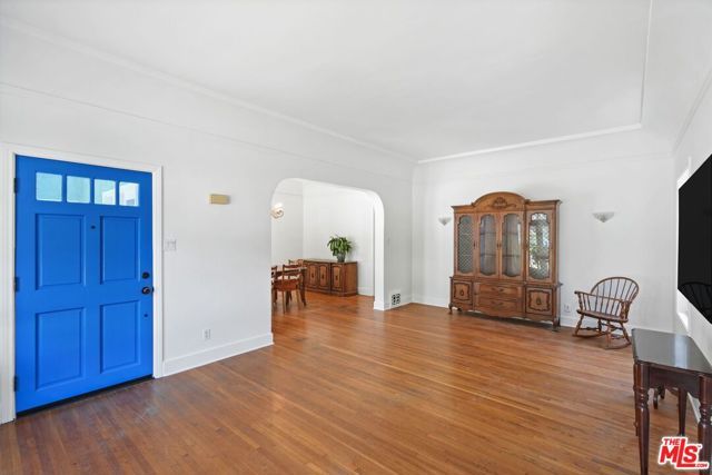 526 Monte Vista Avenue, Glendale, CA 91202