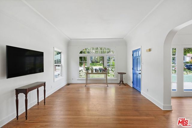 526 Monte Vista Avenue, Glendale, CA 91202