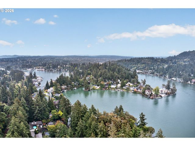 199 PINE VALLEY Rd, Lake Oswego, OR 97034