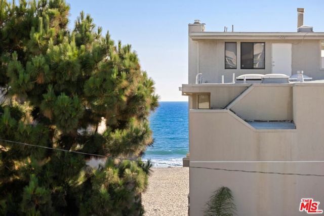24 Eastwind Street 2, Marina Del Rey, CA 90292