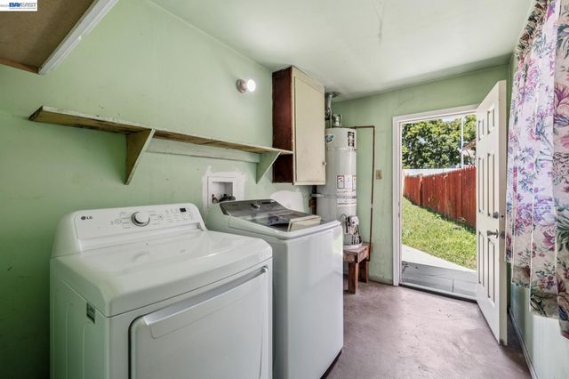 4061 Maiden Ln, Union City, CA 94587