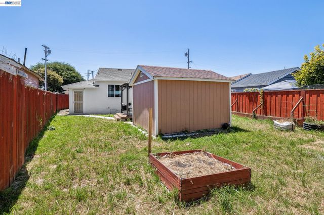 4061 Maiden Ln, Union City, CA 94587