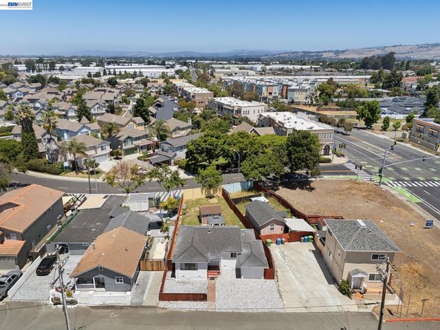 4061 Maiden Ln, Union City, CA 94587