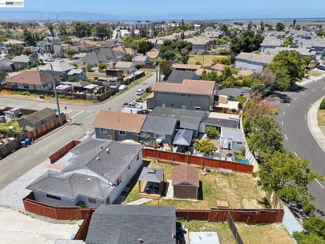 4061 Maiden Ln, Union City, CA 94587