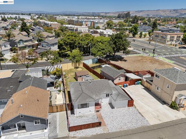 4061 Maiden Ln, Union City, CA 94587