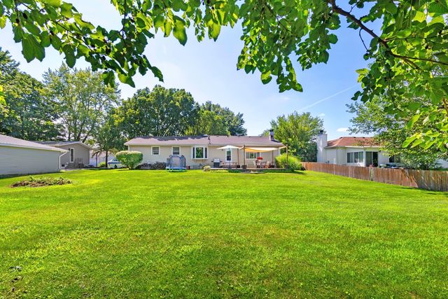 158 Tammy Lane, Lake Holiday, IL 60552