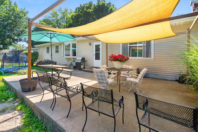 158 Tammy Lane, Lake Holiday, IL 60552