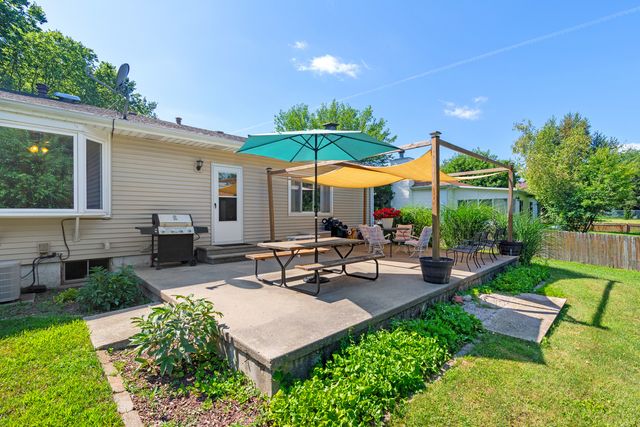 158 Tammy Lane, Lake Holiday, IL 60552