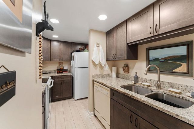 11 Alcira Ct, St Augustine, FL 32086