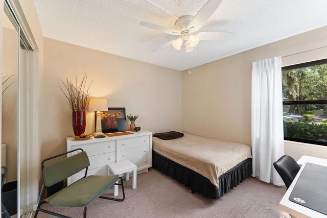 11 Alcira Ct, St Augustine, FL 32086