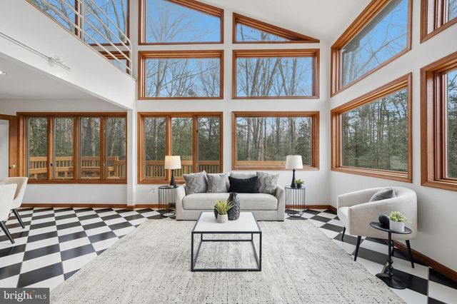 8095 PLOWDEN DR, La Plata, MD 20646