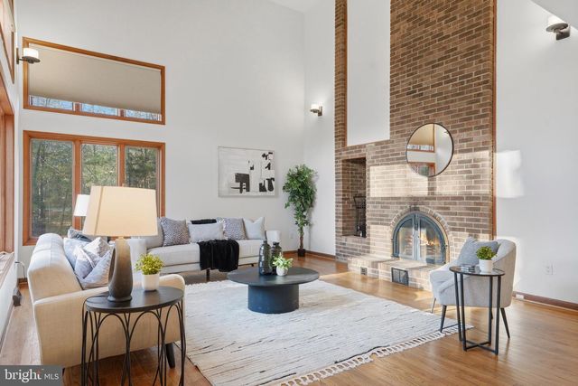 8095 PLOWDEN DR, La Plata, MD 20646