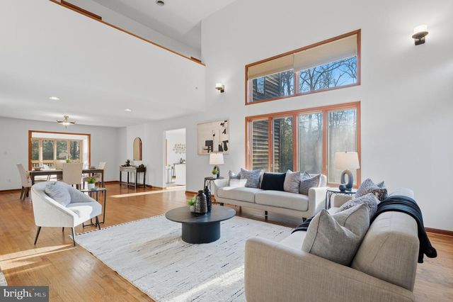 8095 PLOWDEN DR, La Plata, MD 20646