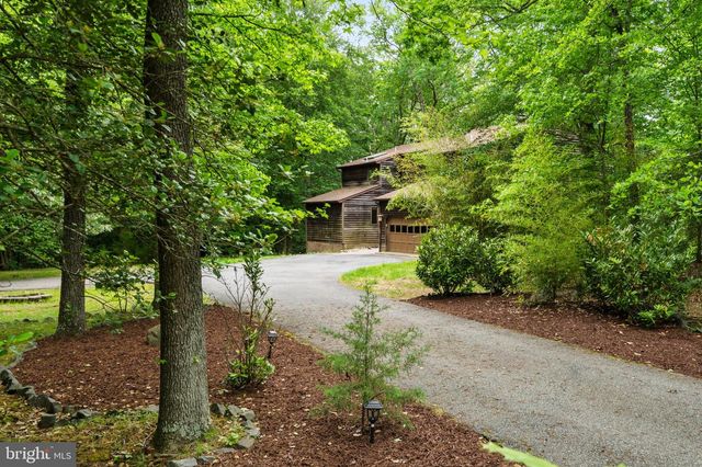 8095 PLOWDEN DR, La Plata, MD 20646