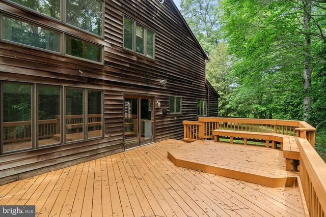 8095 PLOWDEN DR, La Plata, MD 20646