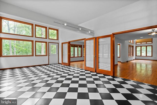 8095 PLOWDEN DR, La Plata, MD 20646