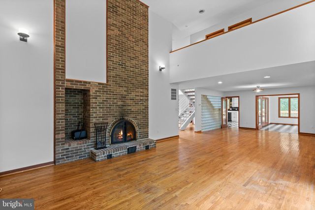 8095 PLOWDEN DR, La Plata, MD 20646