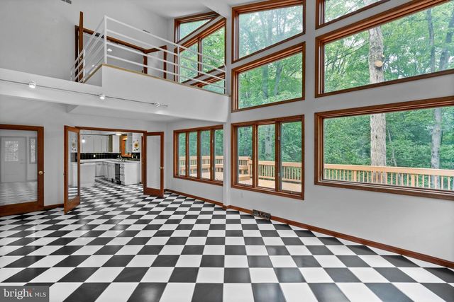 8095 PLOWDEN DR, La Plata, MD 20646