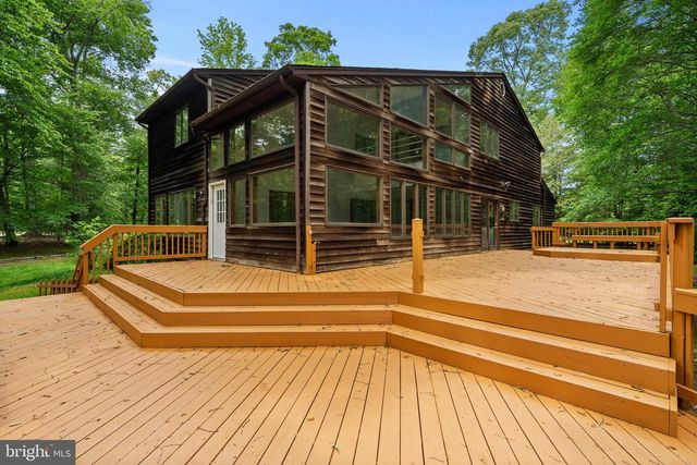 8095 PLOWDEN DR, La Plata, MD 20646