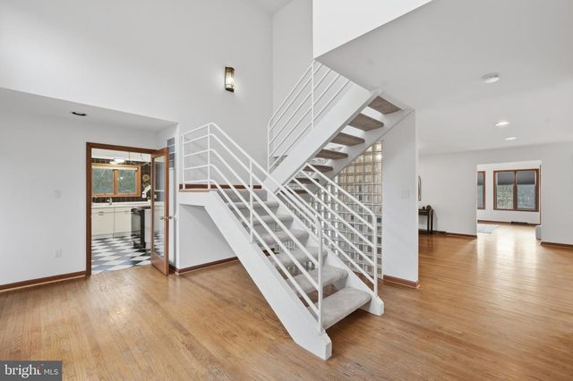 8095 PLOWDEN DR, La Plata, MD 20646