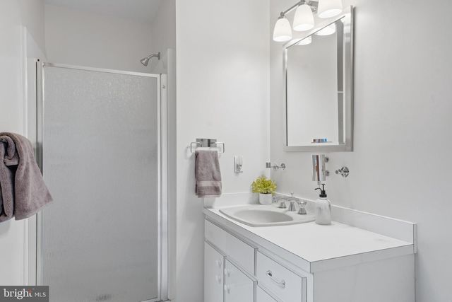 8095 PLOWDEN DR, La Plata, MD 20646