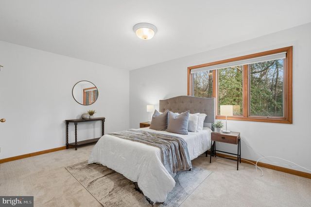 8095 PLOWDEN DR, La Plata, MD 20646