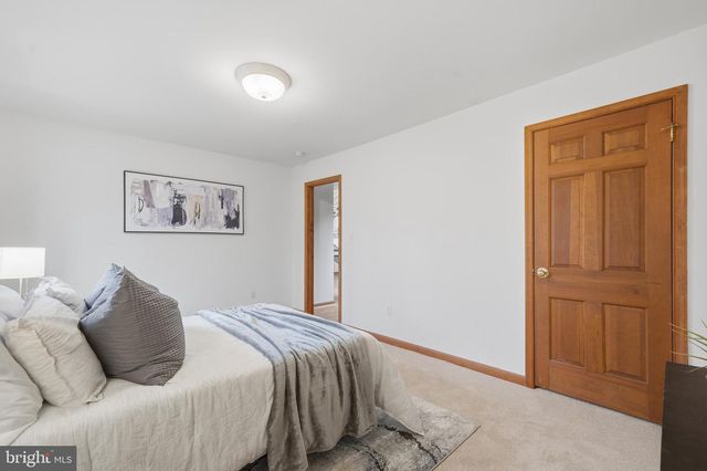 8095 PLOWDEN DR, La Plata, MD 20646