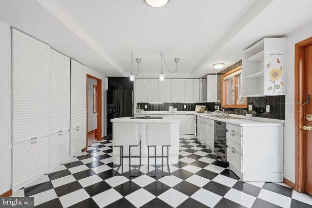 8095 PLOWDEN DR, La Plata, MD 20646