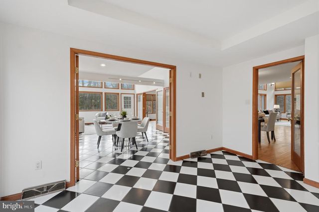 8095 PLOWDEN DR, La Plata, MD 20646